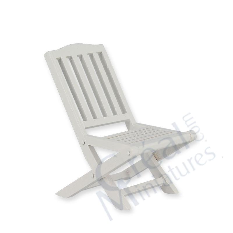 Chaise de jardin blanche