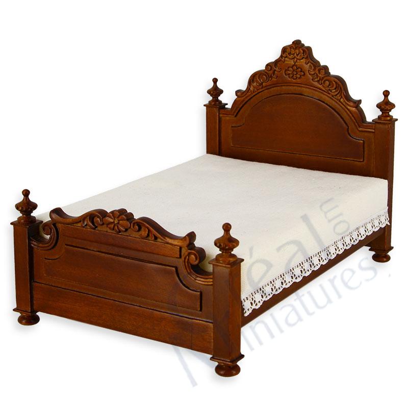 Bed Louis Philippe walnutt