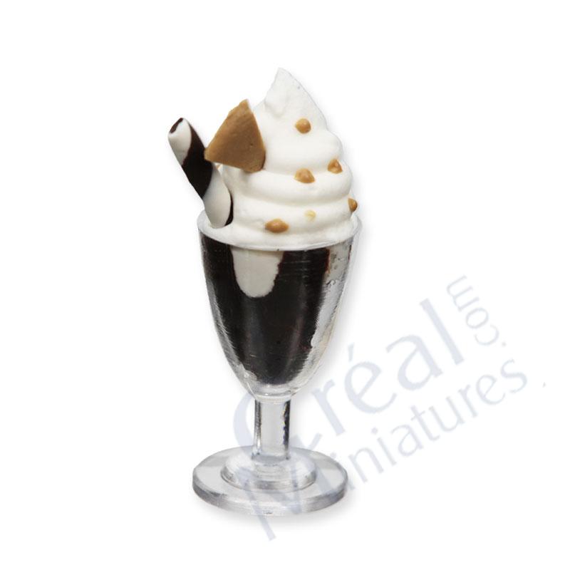 Coupe de glace au chocolat
