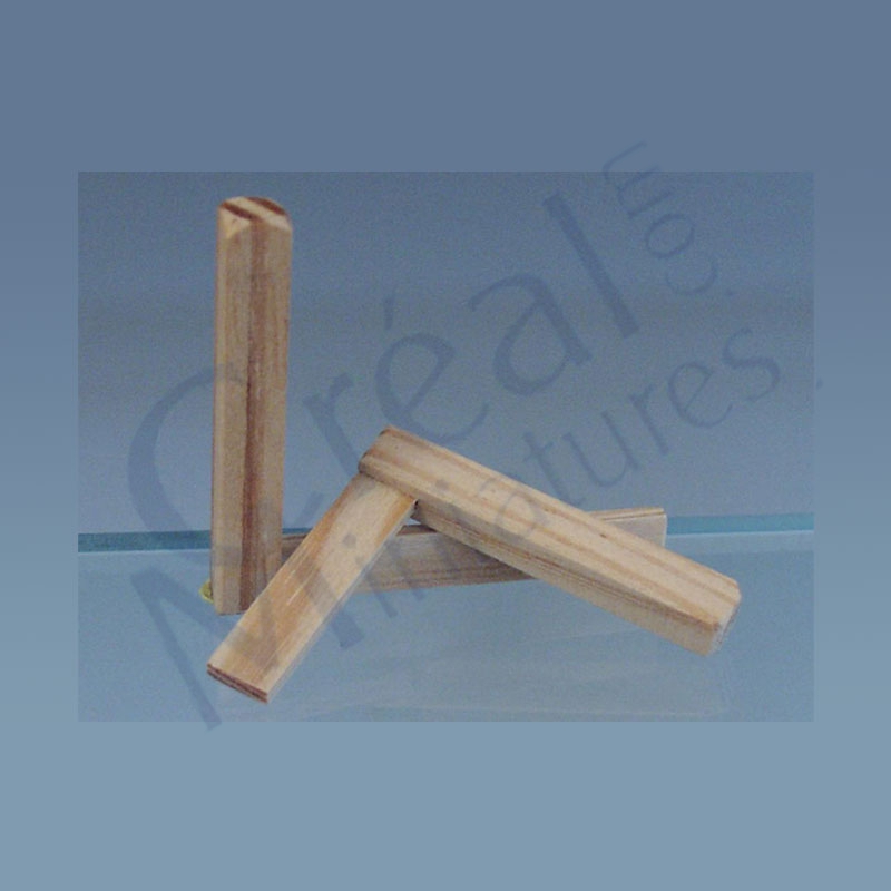 2 wooden squares