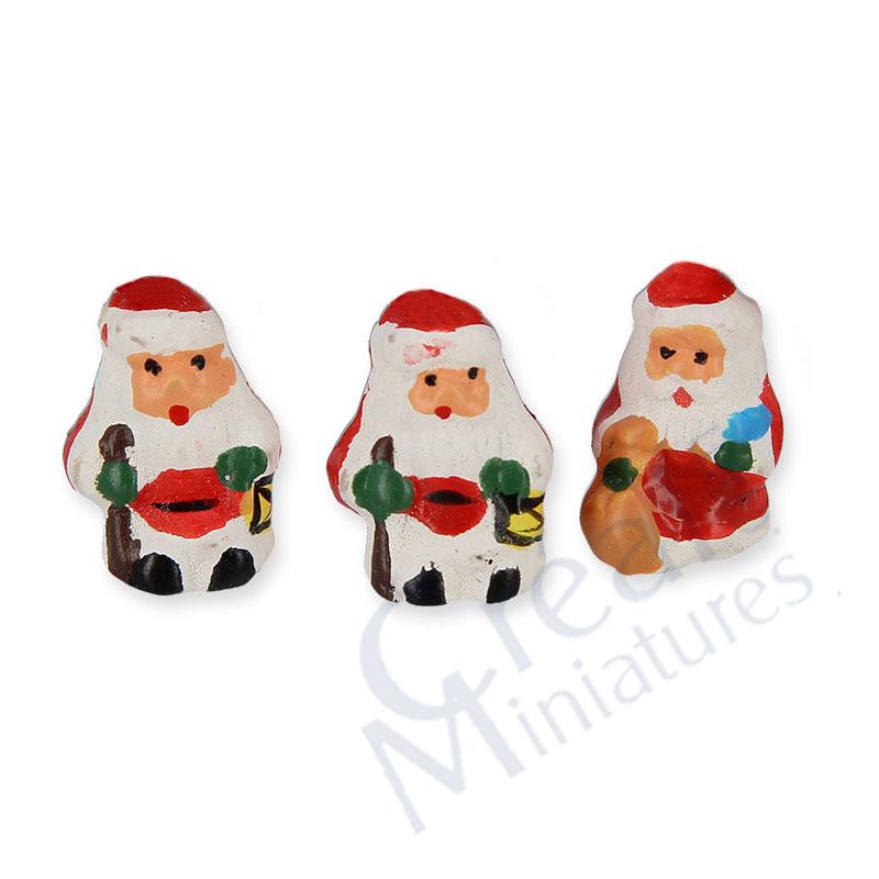 Weihnachtsmann aus Harz sortiert