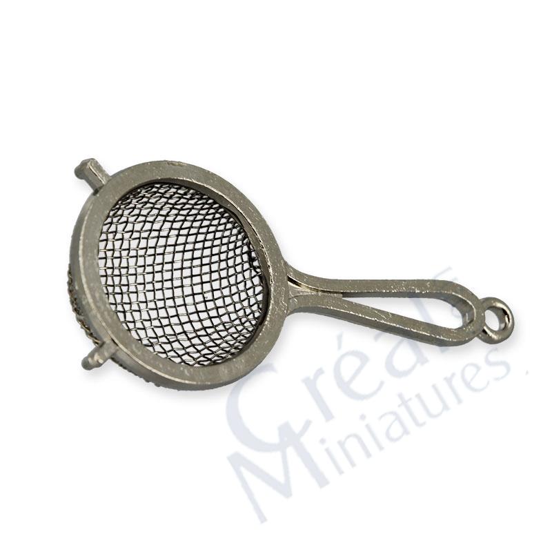 Strainer