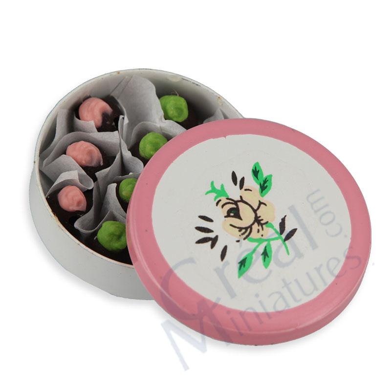 Chocolate box, round