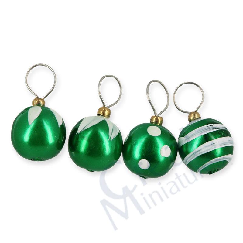 4 Christbaumkugeln gruen