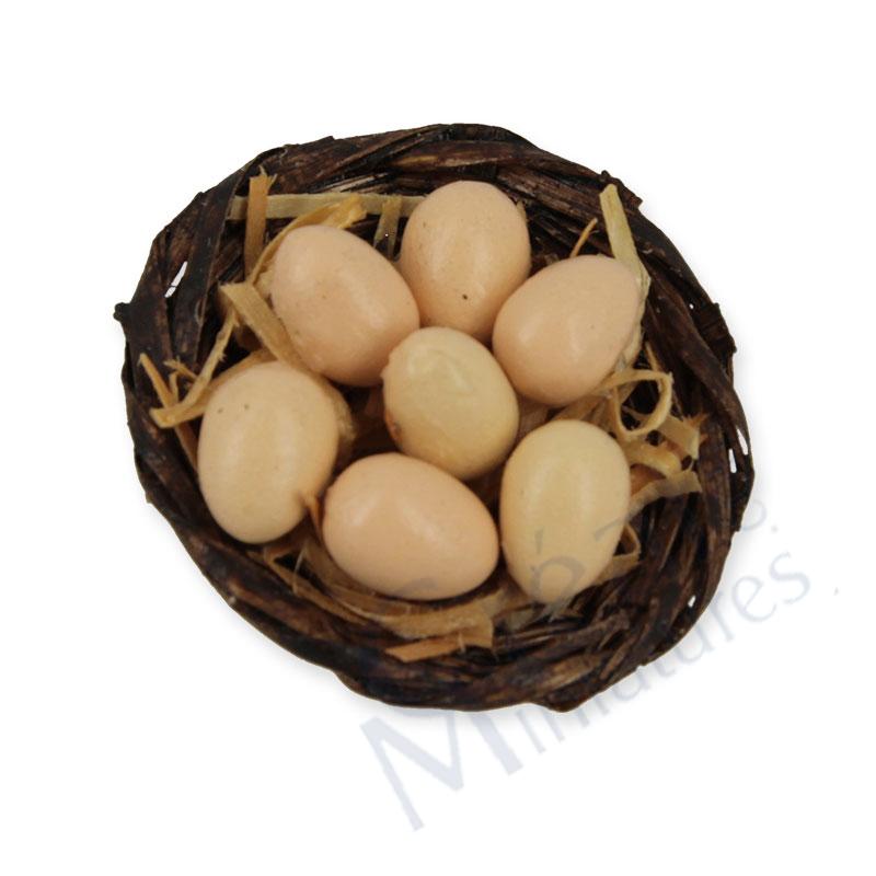 Flat basket w eggs
