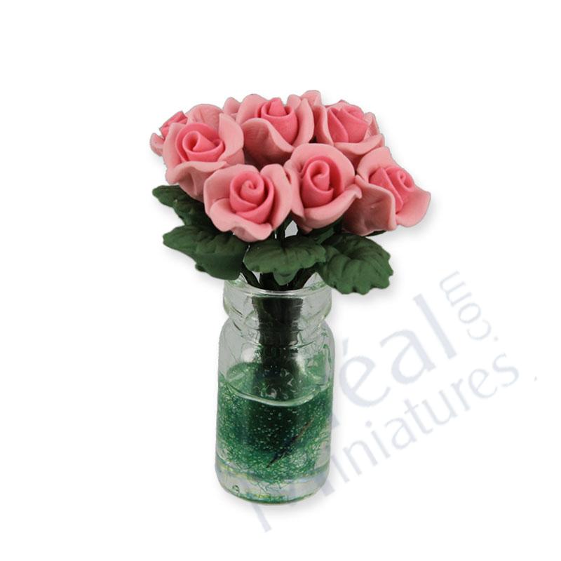 Pink roses in vase