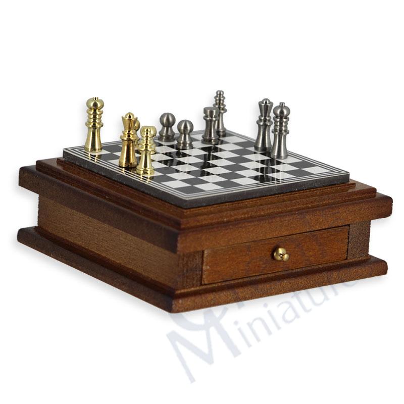 Schachspiel  auf Holzschublade magnet