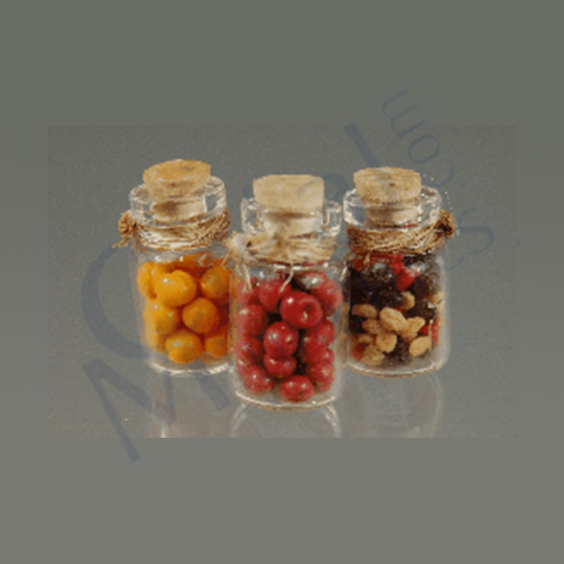 Jar of preserved fruit, abricots