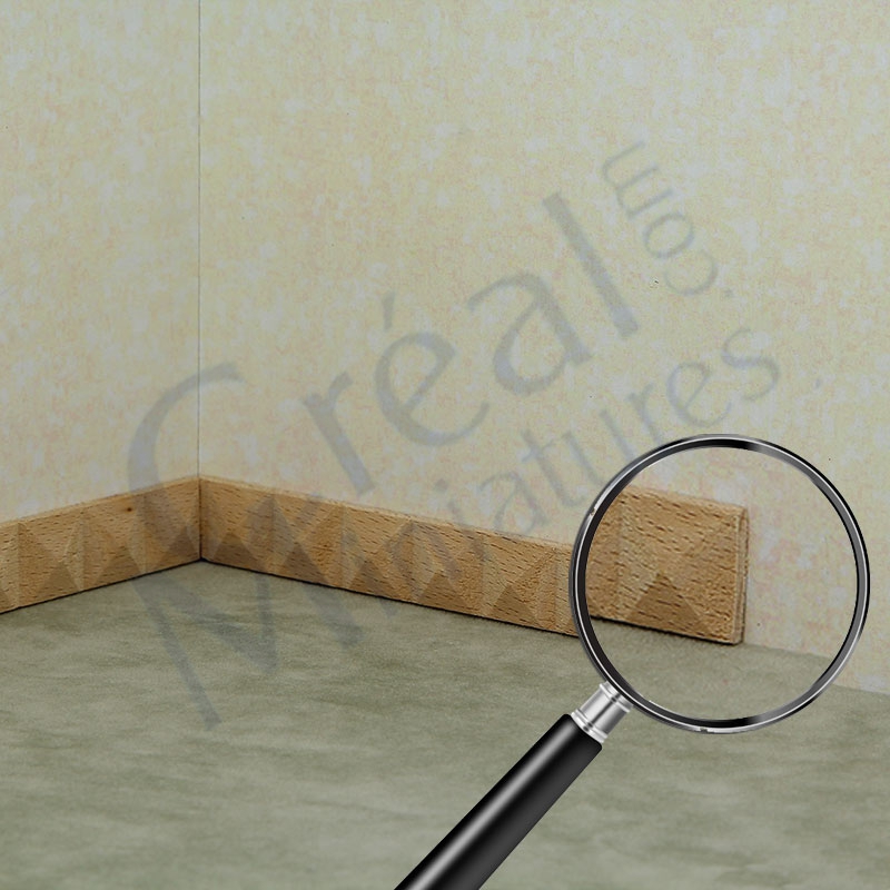 Wooden decorative moulding