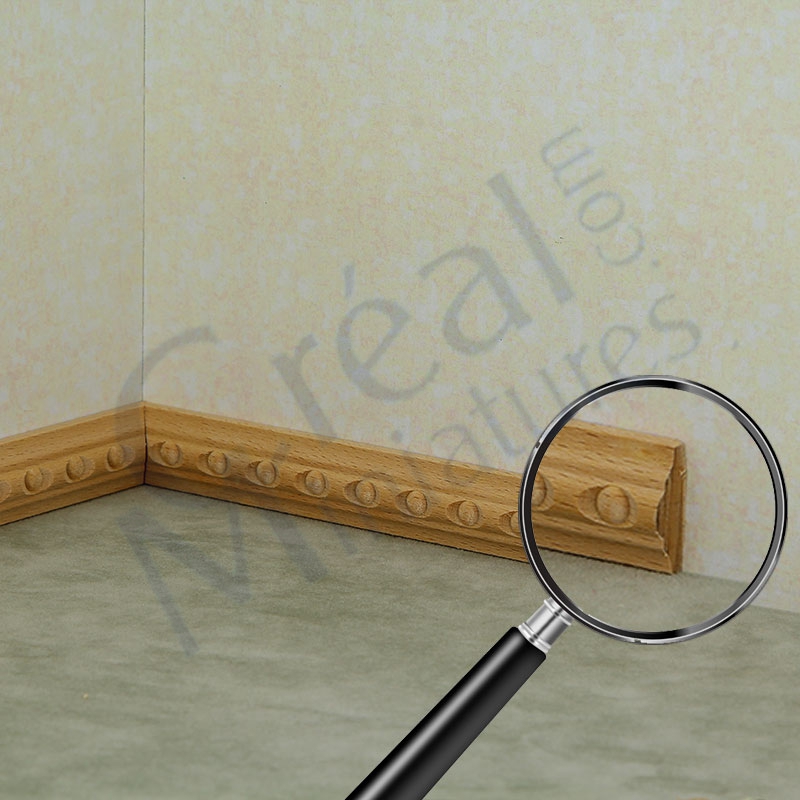 Wooden decorative moulding