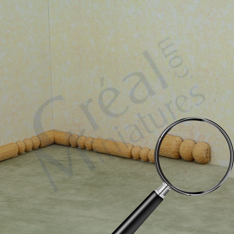 Wooden decorative moulding