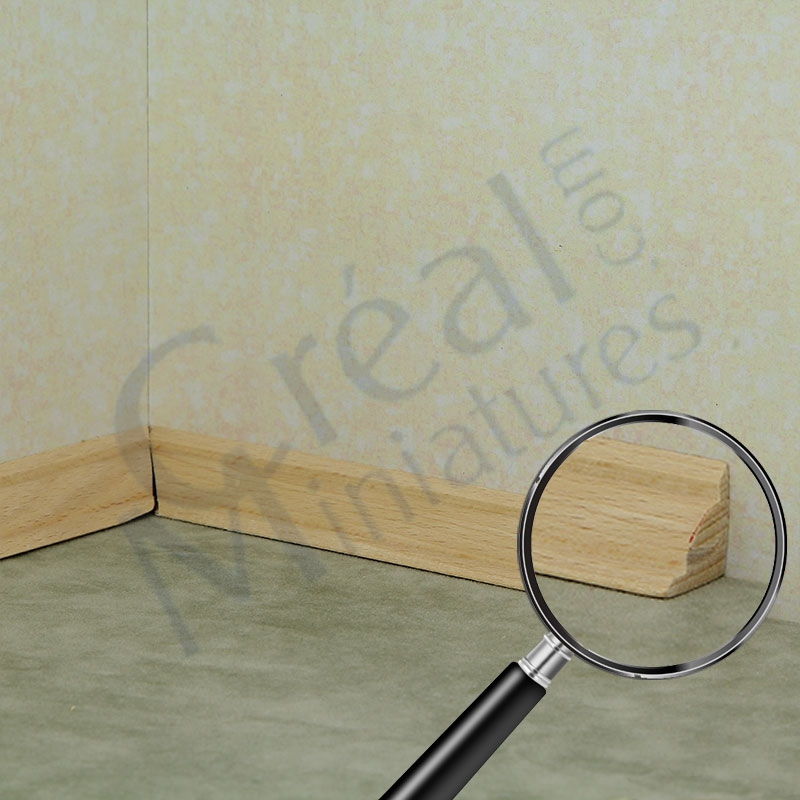 Wooden decorative moulding