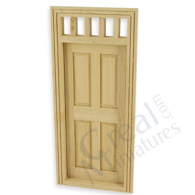 Porte 4 pann.avec imposte non vernie