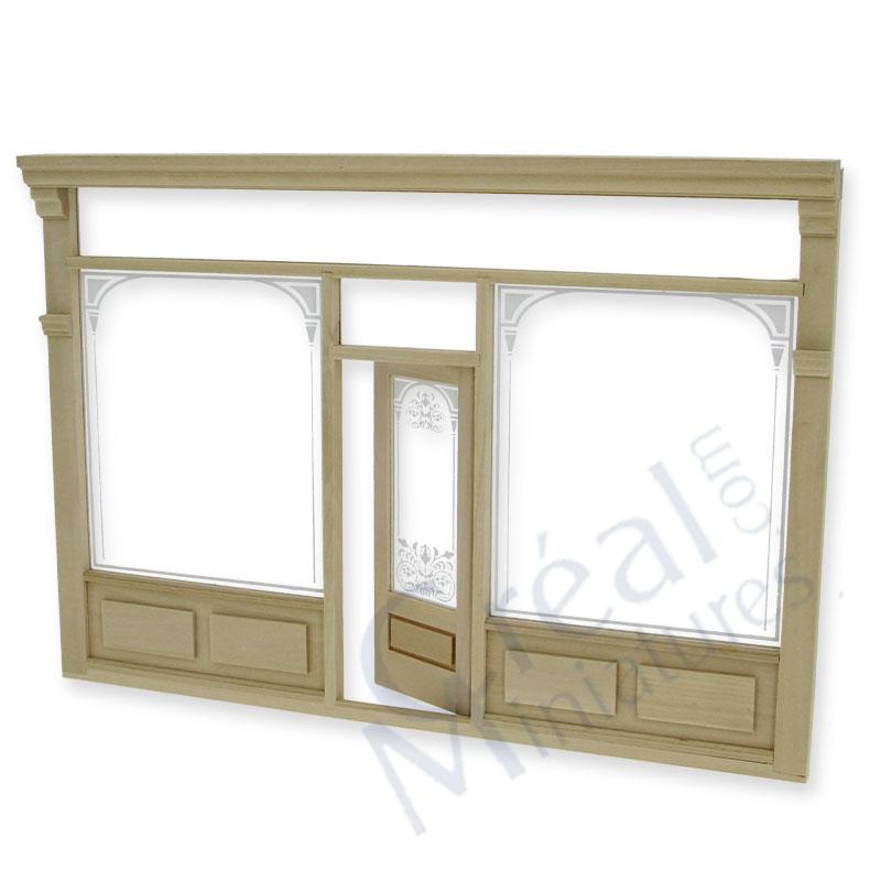 Façade de vitrine de magasin non vernie
