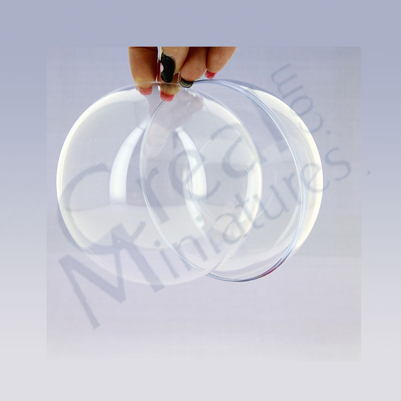 Boule plastique en 2 parties diam 12cm